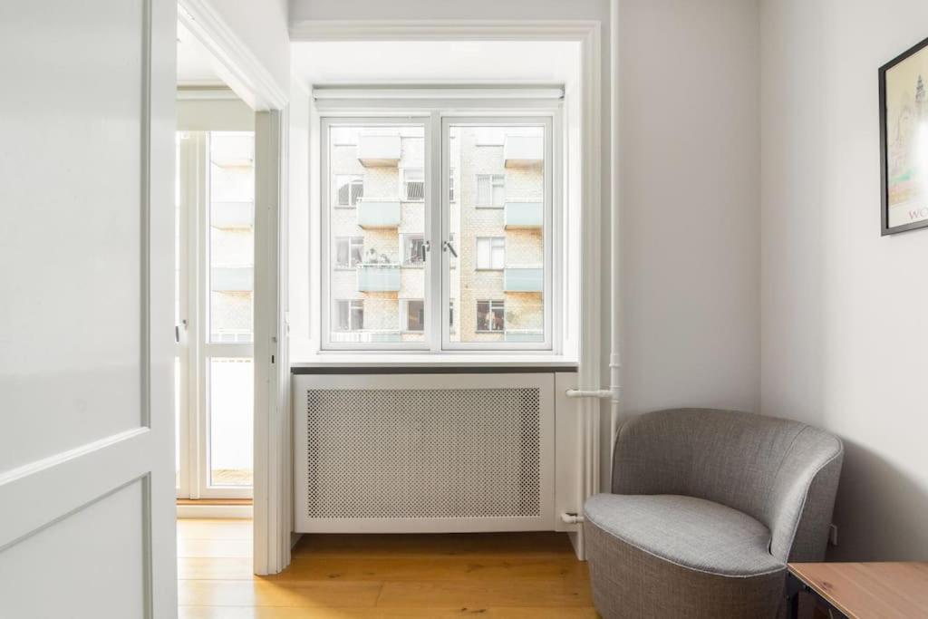 Cozy Apartment In Christianshavn W Two Balconies. 哥本哈根 外观 照片