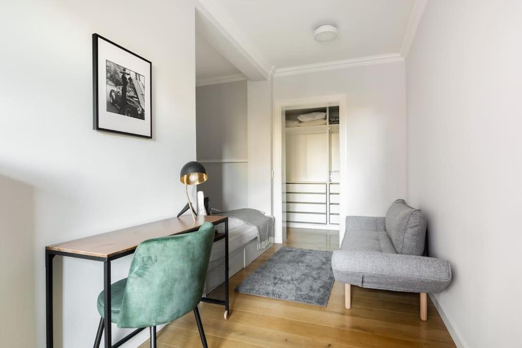 Cozy Apartment In Christianshavn W Two Balconies. 哥本哈根 外观 照片