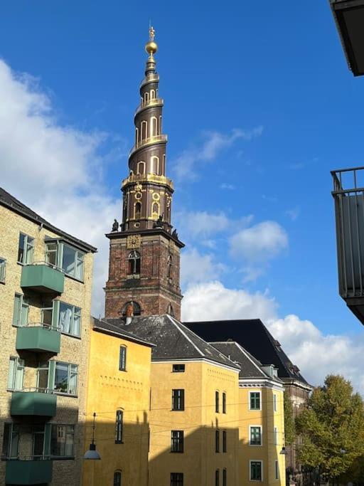 Cozy Apartment In Christianshavn W Two Balconies. 哥本哈根 外观 照片