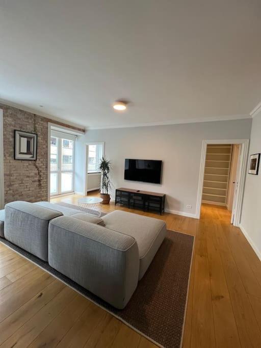 Cozy Apartment In Christianshavn W Two Balconies. 哥本哈根 外观 照片